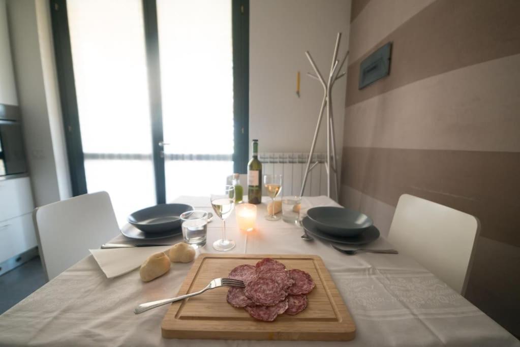 Un Angolo Di Relax Tavernola Bergamasca Bagian luar foto