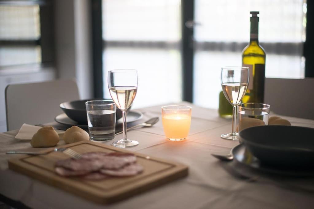 Un Angolo Di Relax Tavernola Bergamasca Bagian luar foto